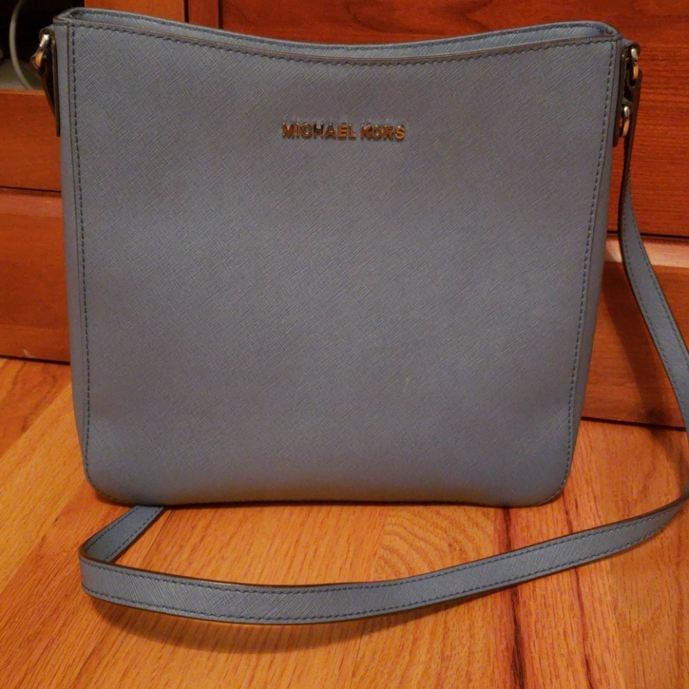 Michael Kors Jet Set Crossbody